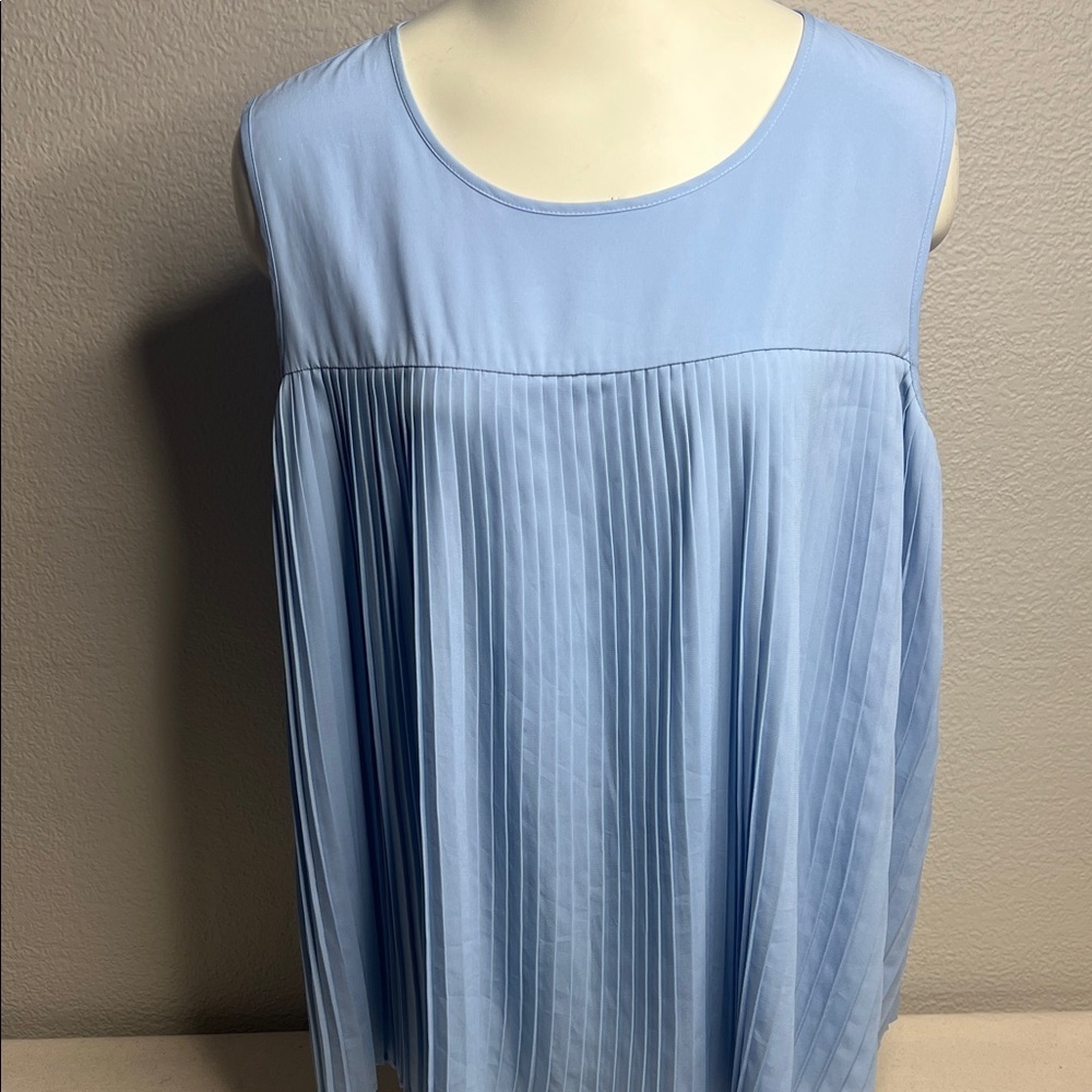 Calvin Klein Light Blue Pleated Sleeveless Blouse XL Flowing Tunic Top